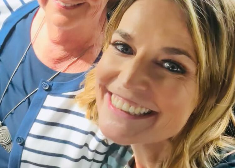 Celebridades se reúnem por trás da busca de Savannah Guthrie pela mãe desaparecida Nancy