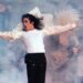 Como o show do intervalo do Super Bowl evoluiu de pompa para o maior palco da cultura pop
