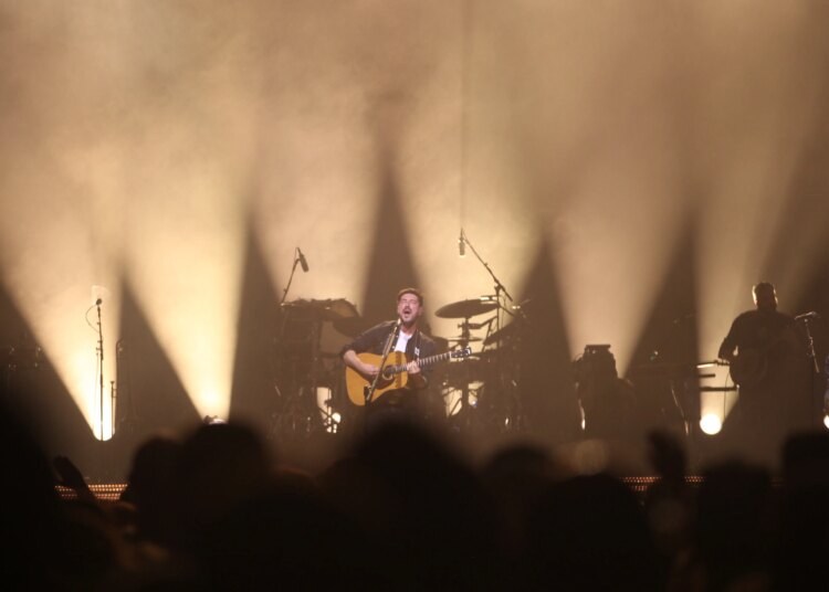 Concerto do Mumford & Sons anunciado para o Kohl Center da UW-Madison