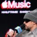 Concurso de sósia Bad Bunny em São Francisco atrai centenas de fãs – Winnipeg Free Press