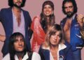 É mais difícil causar impacto com novas músicas?