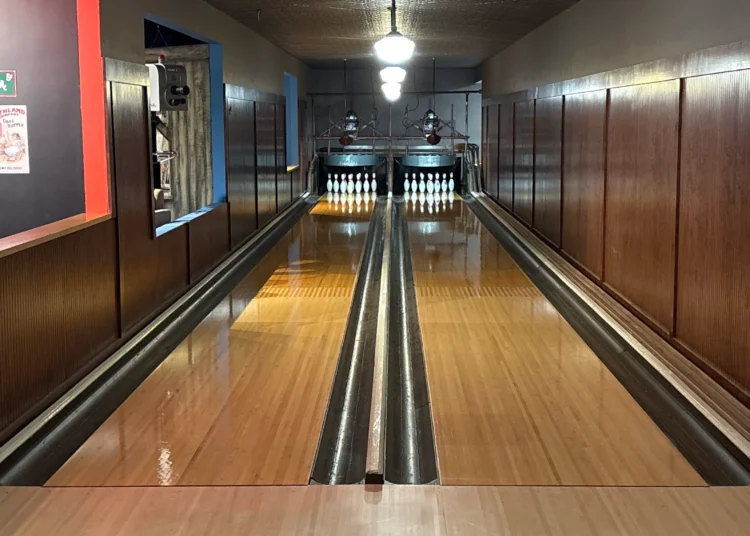 EJ Tackett venceu Jason Belmonte em The Captains Match que teve pouco significado, mas ofereceu muito entretenimento
