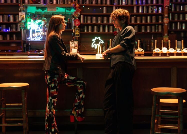 Emma Roberts e Kristen Stewart entre estrelas da Buzzy EFM Films
