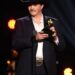 Entrevista: Zach Top reflete sobre sua vitória no Grammy e espera pelo C2C