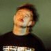Estreia: assista ao novo videoclipe de mumdeathcake, 'Billy No Mates'