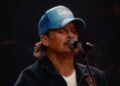 Estrelas da música country Roast Kid Rock após show do intervalo do Turning Point nos EUA