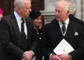 Ex-príncipe Andrew Mountbatten-Windsor preso sob suspeita de má conduta