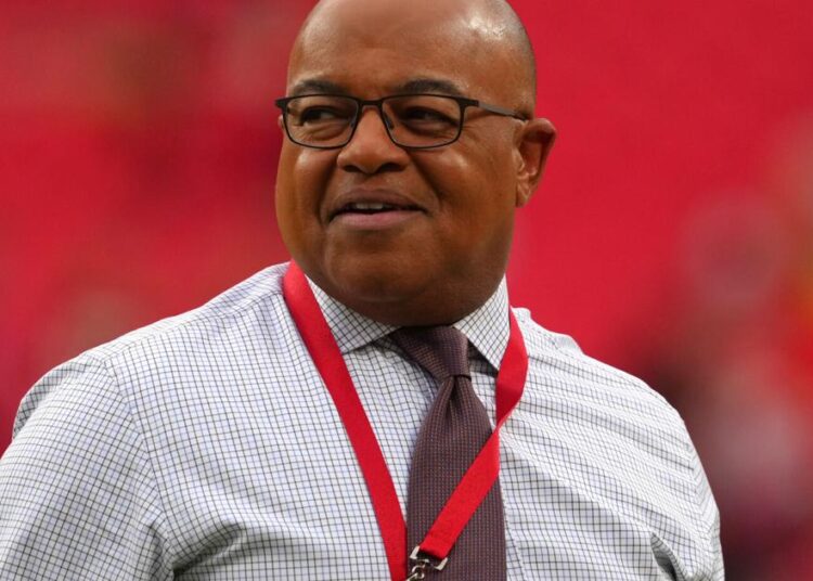 Fevereiro sem precedentes de Mike Tirico: anfitrião do Super Bowl e das Olimpíadas | Entretenimento
