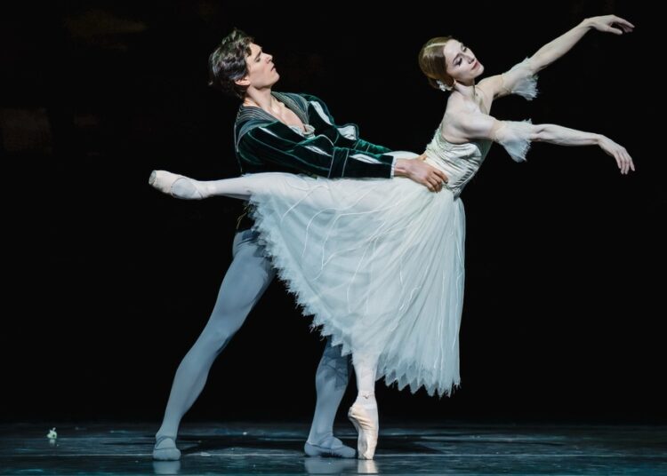 GISELLE, Balé Real e Ópera