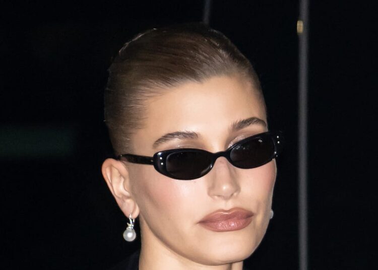 Halo Lips são a tendência de aumento de 2026 que Hailey Bieber adora