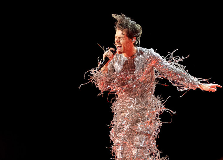 Harry Styles revela seu ‘talento’ incomum: ‘Isso choca meus amigos’