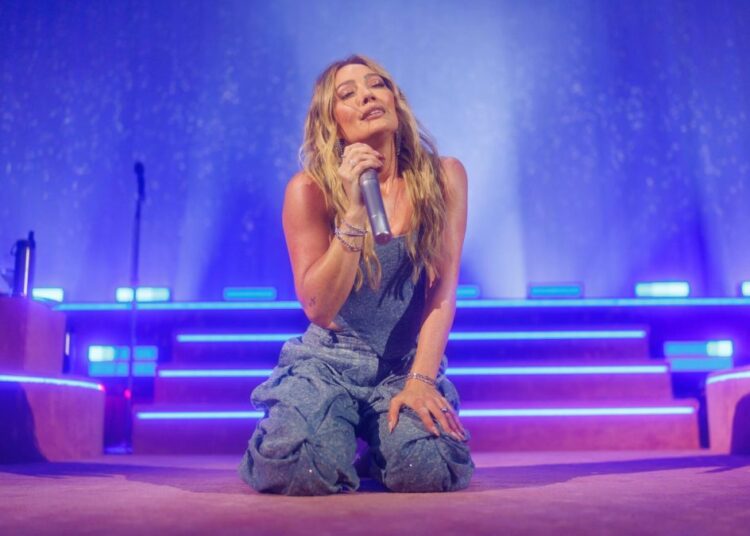 Hilary Duff confirma que nova música ‘We Don’t Talk’ é sobre a irmã Haylie