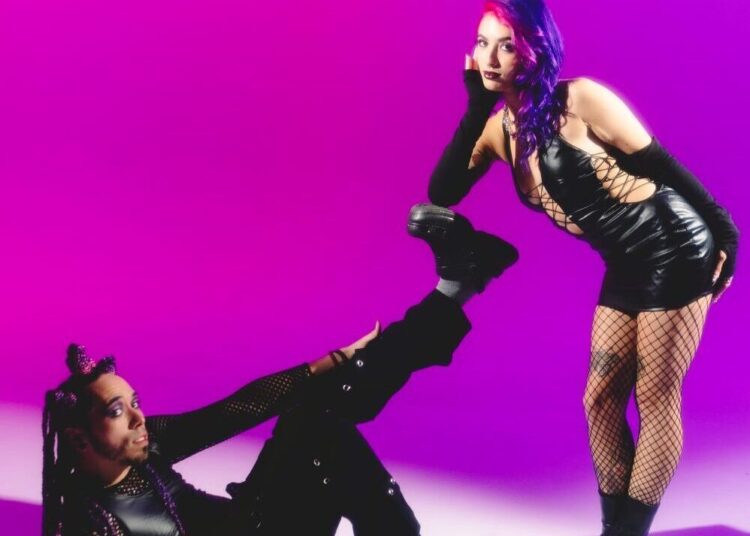 Honey Revenge lança nova música ‘Hot Commodity’
