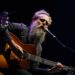 Iron & Wine compartilha novo single e vídeo “Roses”