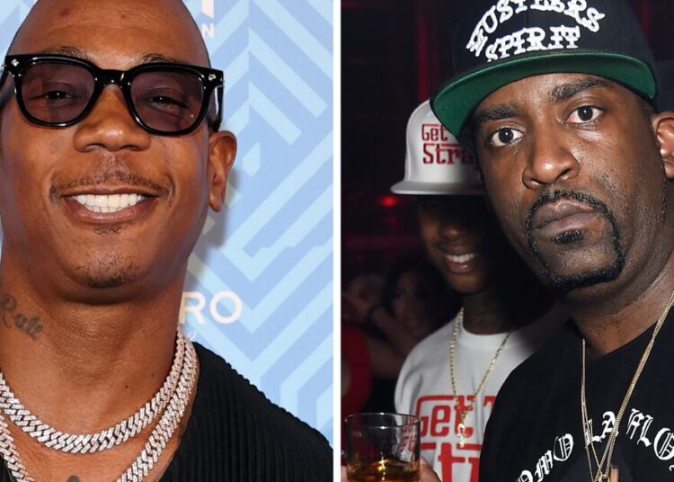 Ja Rule e Tony Yayo se jogam (e jogam um travesseiro) durante o vôo