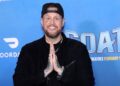 Jelly Roll sendo homenageado com prêmio humanitário em meio à reação do MAGA – Celebrity News – Entretenimento