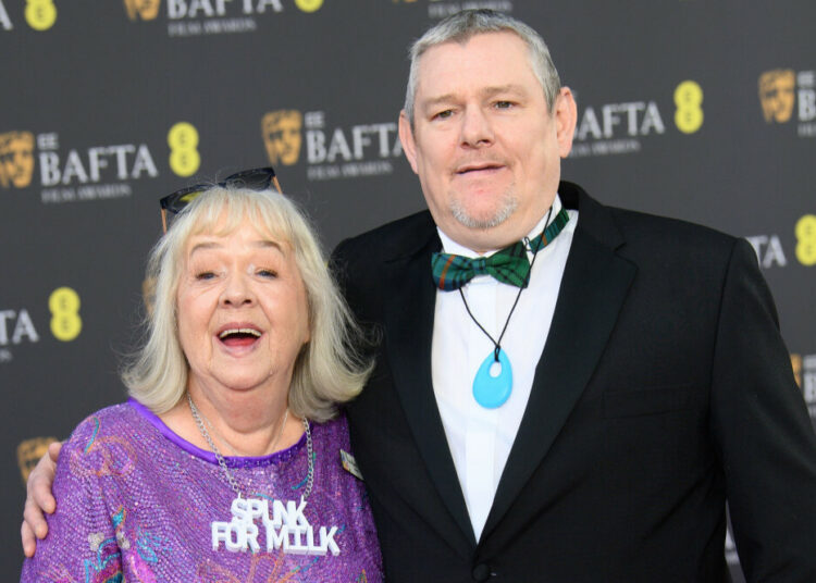 John Davidson 'profundamente mortificado' depois de gritar calúnia racial durante o Bafta Film Awards