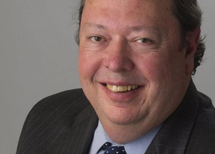 Jon Talton, colunista de negócios e autor do Seattle Times, morre aos 69 anos | Entretenimento