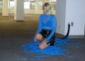 Kim Gordon compartilha nova música provocativa “DIRTY TECH”: Stream