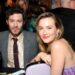 Leighton Meester quebrou o silêncio sobre sua troca viral no tapete vermelho com Ariana Grande