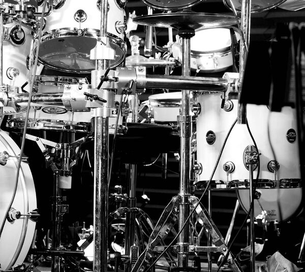 Live Rumors, New Music & Fan Chaos