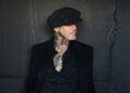 Mike Ness do Social Distortion fala sobre Beating Cancer, novo álbum, Oasis