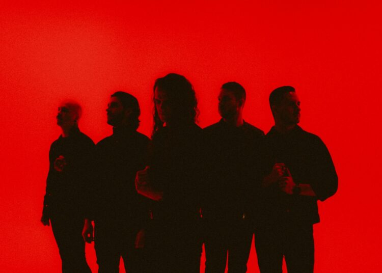 Miss May I lança novo single “Die On The Vine” com videoclipe