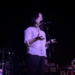 Mitski lança novas músicas e revela raridades ao vivo em show íntimo em Nashville