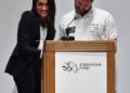 Momento em que Meghan 'afogou' suas falas no primeiro discurso como membro da realeza - e o que ela disse depois ao membro da equipe que causou o acidente