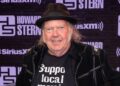 Neil Young cancela sua turnê em sincero pedido de desculpas aos fãs e diz que 'não é a hora' | Música, Neil Young | Notícias e fofocas sobre celebridades | Entretenimento, fotos e vídeos