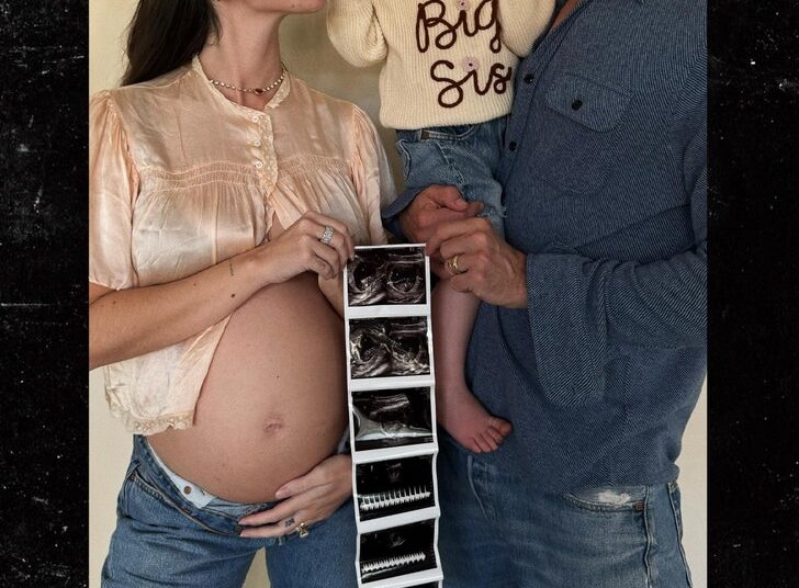 Nick Viall e Natalie Joy esperam gêmeos após três abortos