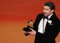 O discurso de Bad Bunny no Grammy aborda a ação do ICE