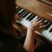 O novo AI Music Coach de Roli quer ensinar as pessoas a tocar piano