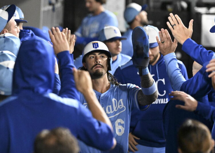O técnico do Kansas City Royals comenta sobre Jonathan India no treinamento de primavera