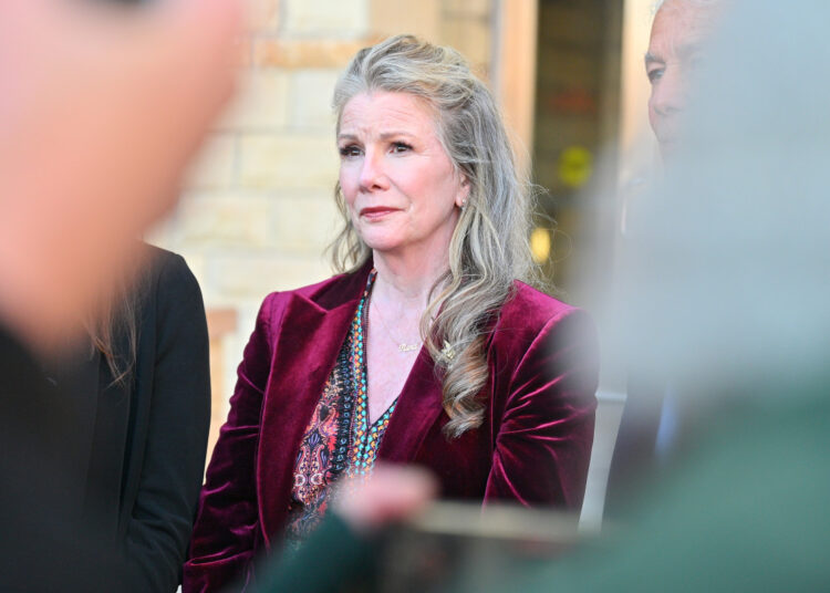 O vídeo mais recente de Melissa Gilbert provoca reação enquanto mais acusadores se preparam para testemunhar contra Timothy Busfield