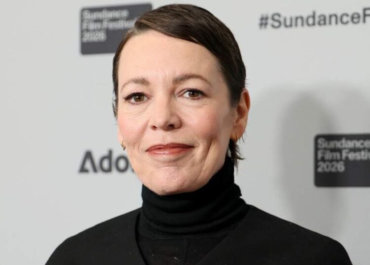 Olivia Colman: 'Sempre me senti meio não binária'
