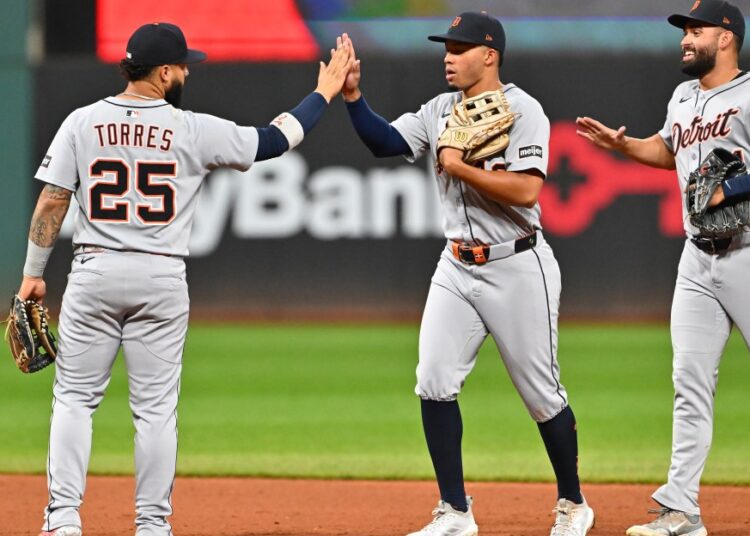 Os Royals têm que responder aos Tigers?