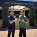 Os bons irmãos Charlotte Joel e Benji Madden visitam o Royal Fremantle Golf Club antes do show da RAC Arena