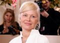 Pamela Anderson é franca sobre a beleza na casa dos 50 anos