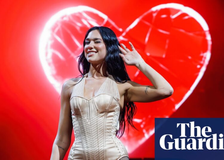 Paul McCartney e Dua Lipa entre os artistas que pedem que Starmer repensar os planos de direitos autorais de IA | IA (inteligência artificial)