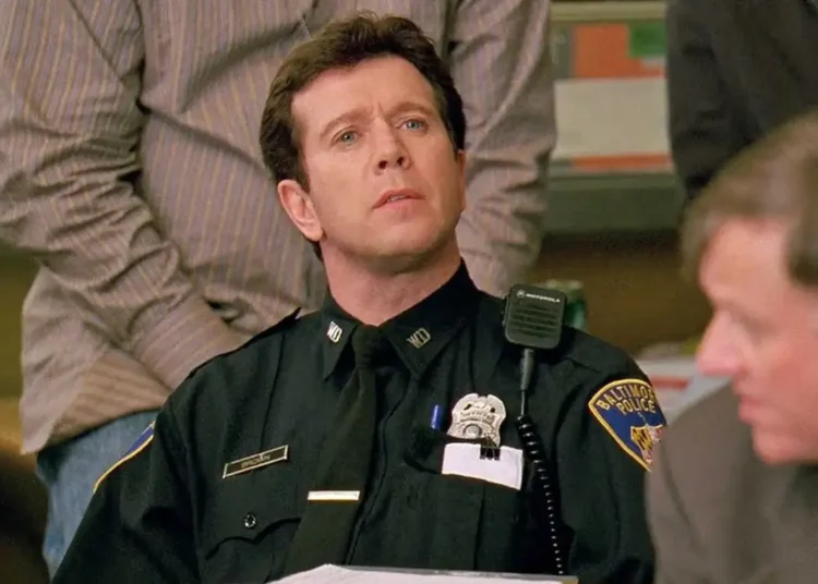 Pedido final devastador que o ator de The Wire, Bobby J. Brown, fez à sua família antes de sua morte em um incêndio no celeiro