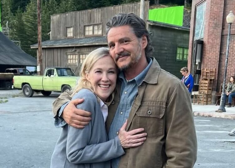 Pedro Pascal, Macaulay Culkin e mais celebridades prestam homenagem a Catherine O'Hara