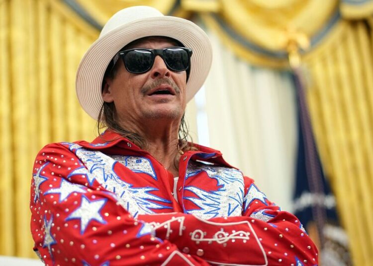 Podcasters histéricos com a letra de ‘booty crack’ de Kid Rock – Celebrity News – Entretenimento