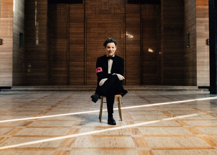 Presidente assina contrato com a Atlantic Records e compartilha novo single emocionante 'Angel Wings'