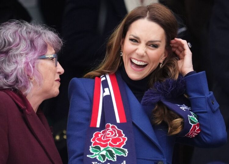 Princesa Kate fotografada pela primeira vez desde a prisão de Andrew | Real | Notícias