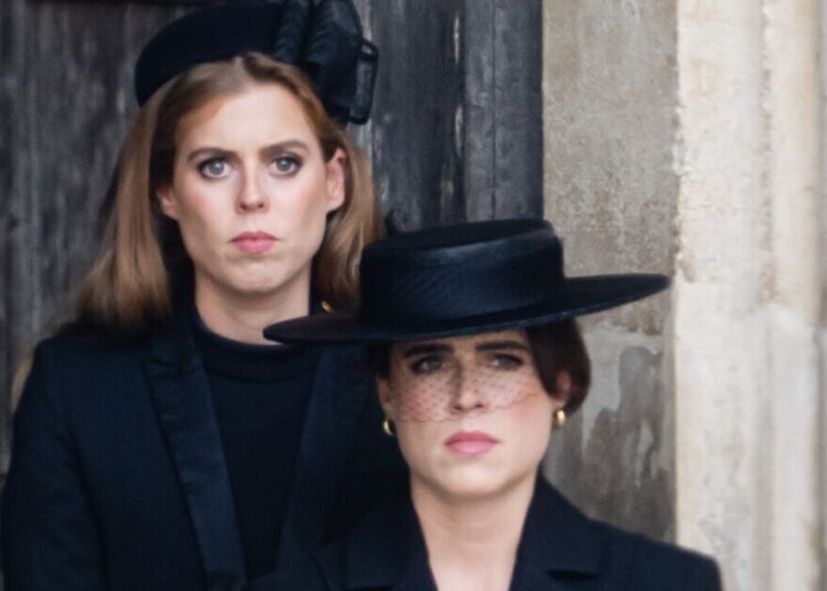 Princesas Beatrice e Eugenie 'divididas' no escândalo de Andrew | Real | Notícias