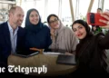 Príncipe William fala sobre os direitos das mulheres durante visita à Arábia Saudita