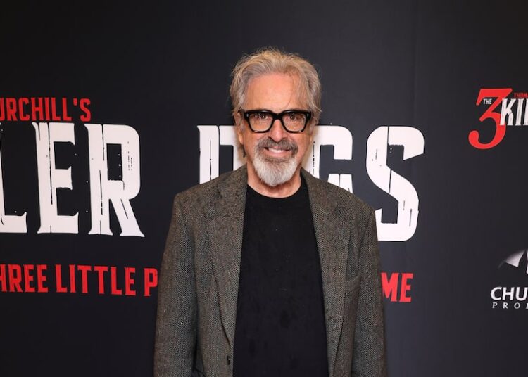Revelada a causa da morte de Robert Carradine