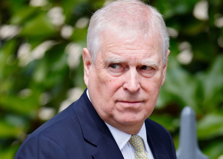 Royal news AO VIVO: Polícia encerra buscas na antiga casa de Andrew Mountbatten-Windsor