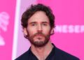 Sam Claflin, de Jogos Vorazes, compartilha lutas contra a dismorfia corporal